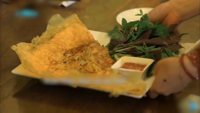 Bánh xèo Việt Nam khiến dàn sao Hàn thích mê vì quá ngon-10