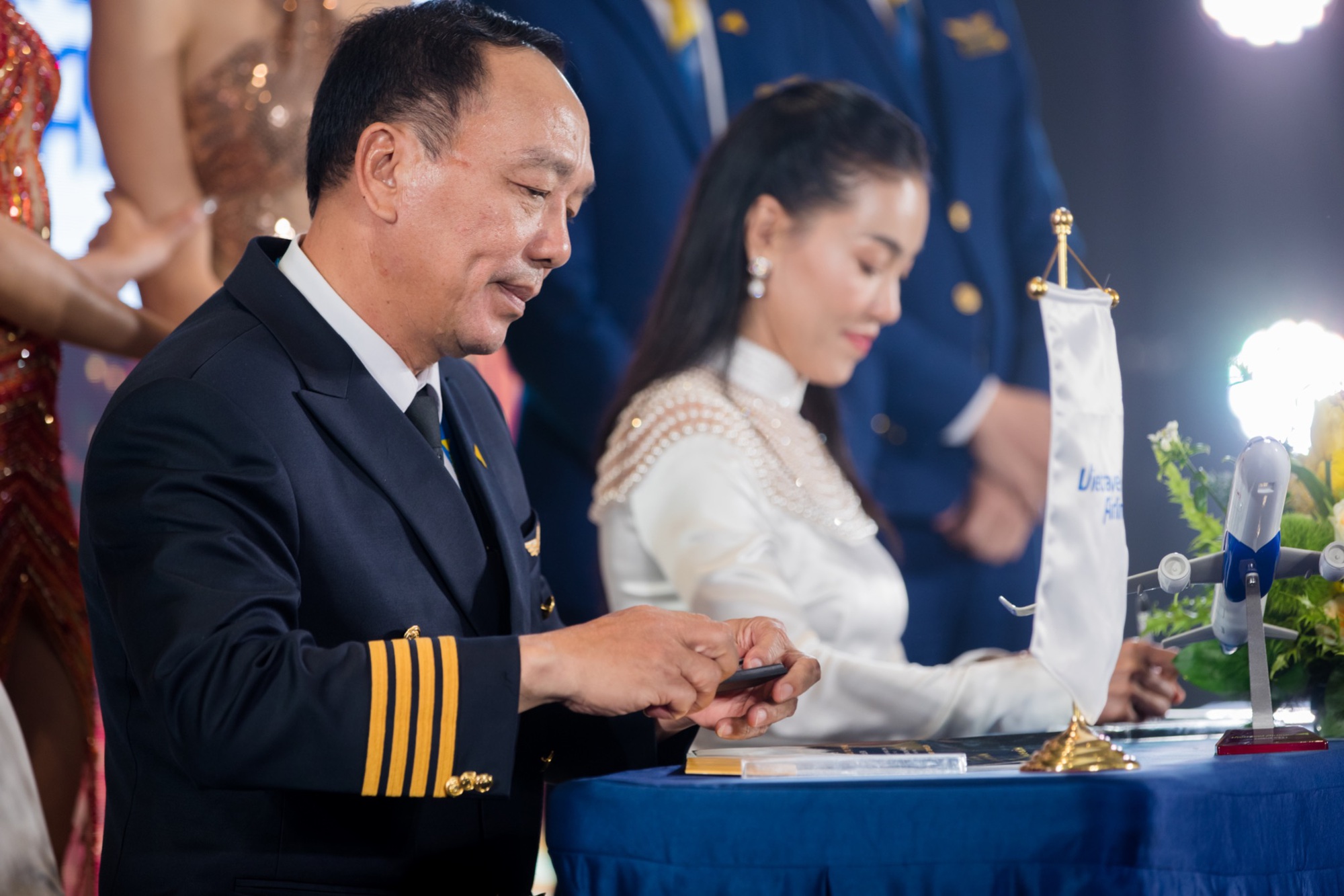 Vietravel Airlines - Đơn vị vận chuyển hàng không chính thức Miss Grand Vietnam 2022-4