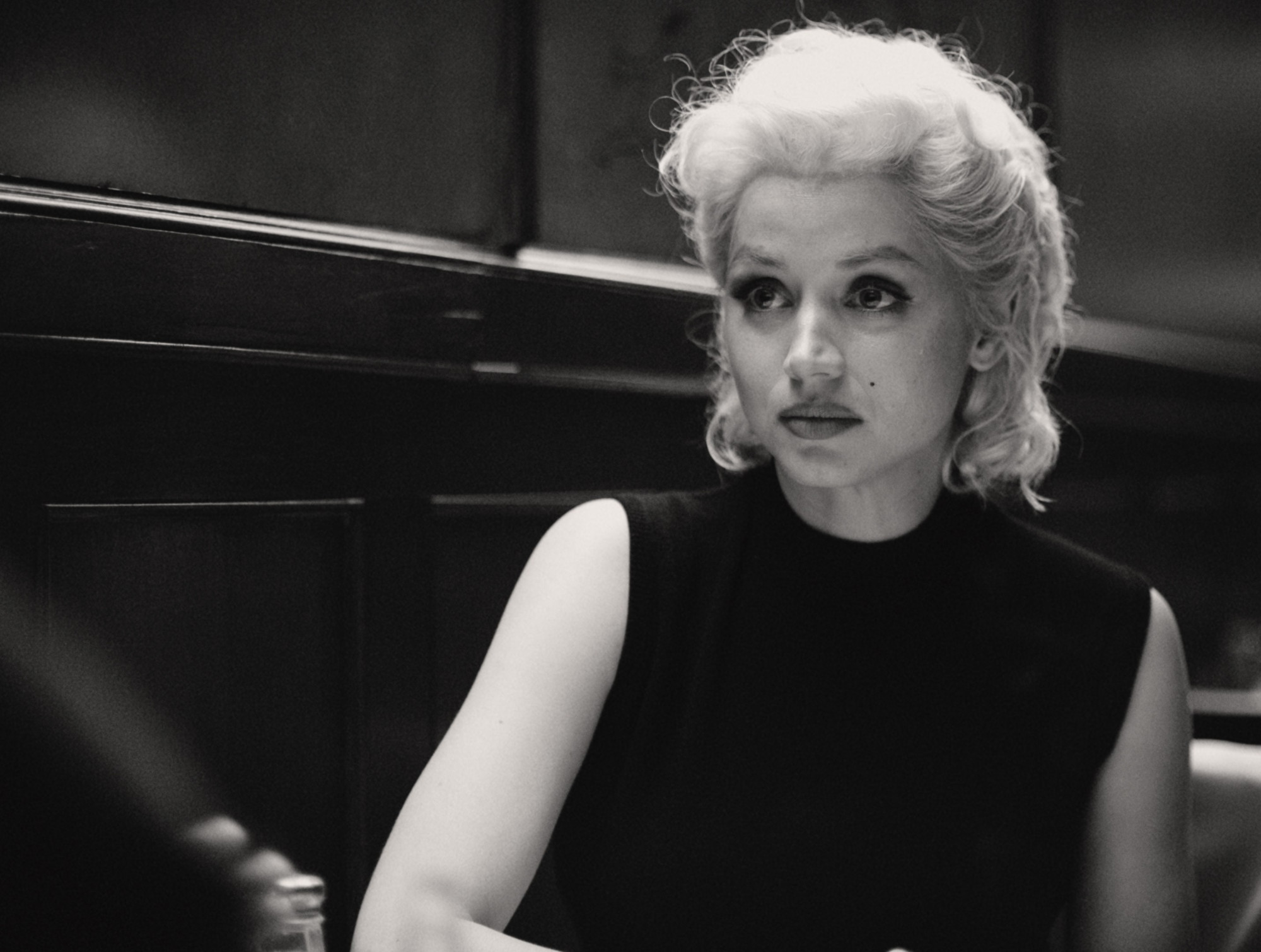 Phim về minh tinh Marilyn Monroe khiến người xem phẫn nộ-2