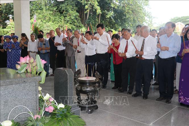 Tổ chức lễ giỗ lần thứ 93 cụ Phó bảng Nguyễn Sinh Sắc tại Đồng Tháp-1