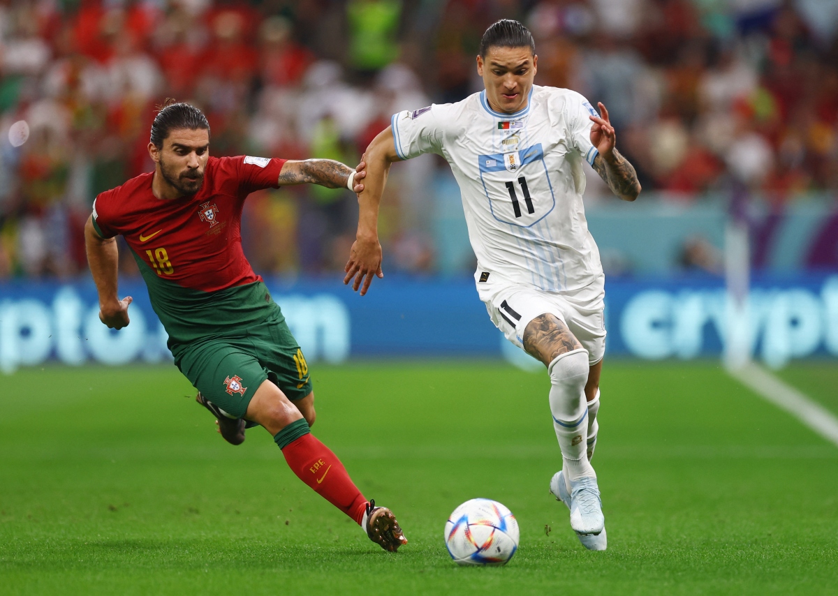 Bruno Fernandes lập cú đúp, Bồ Đào Nha vượt ải Uruguay để giành vé sớm-19
