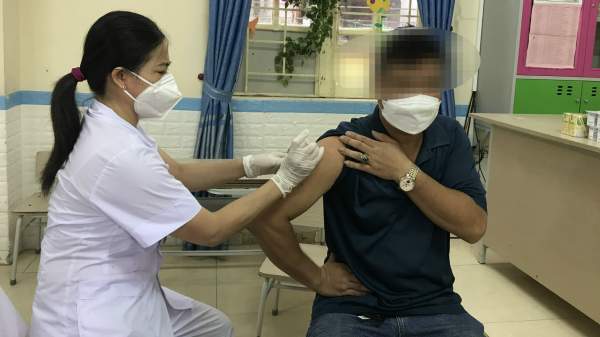 Thanh Hóa: 206 nhân viên y tế công nghỉ việc vì thu nhập thấp và áp lực-2