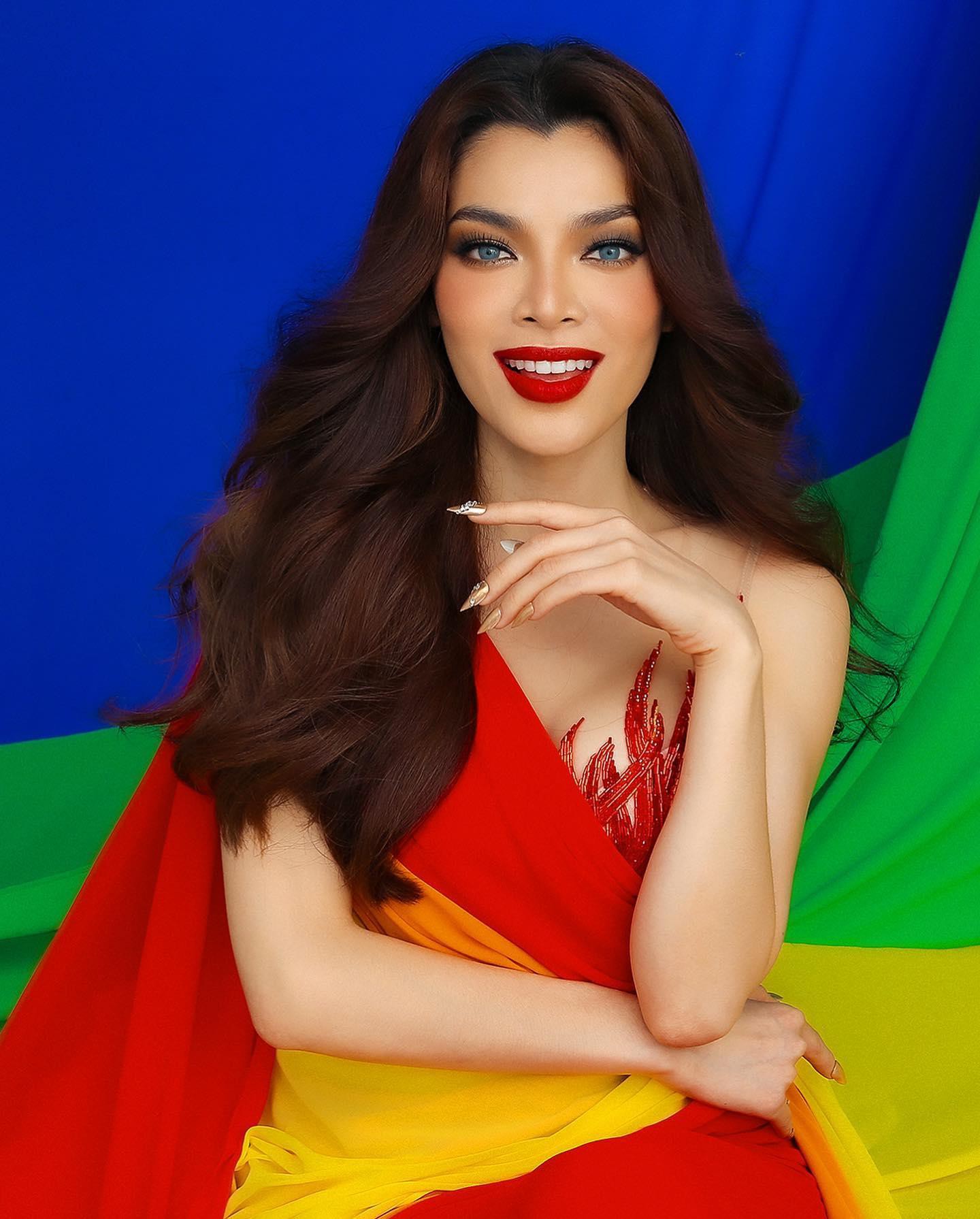 Trân Đài dùng cờ lục sắc làm váy dạ hội, mang niềm tự hào LGBT tới Hoa hậu chuyển giới quốc tế-5