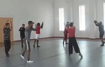 Lớp học khiêu vũ cho những tù nhân-img