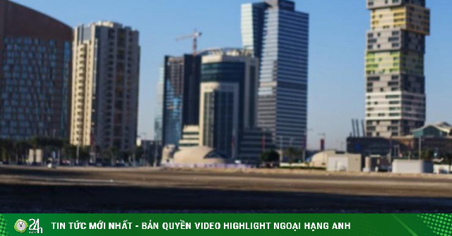 Cảnh tượng khác lạ ở thành phố Qatar xây dựng riêng phục vụ chung kết World Cup-cover-img