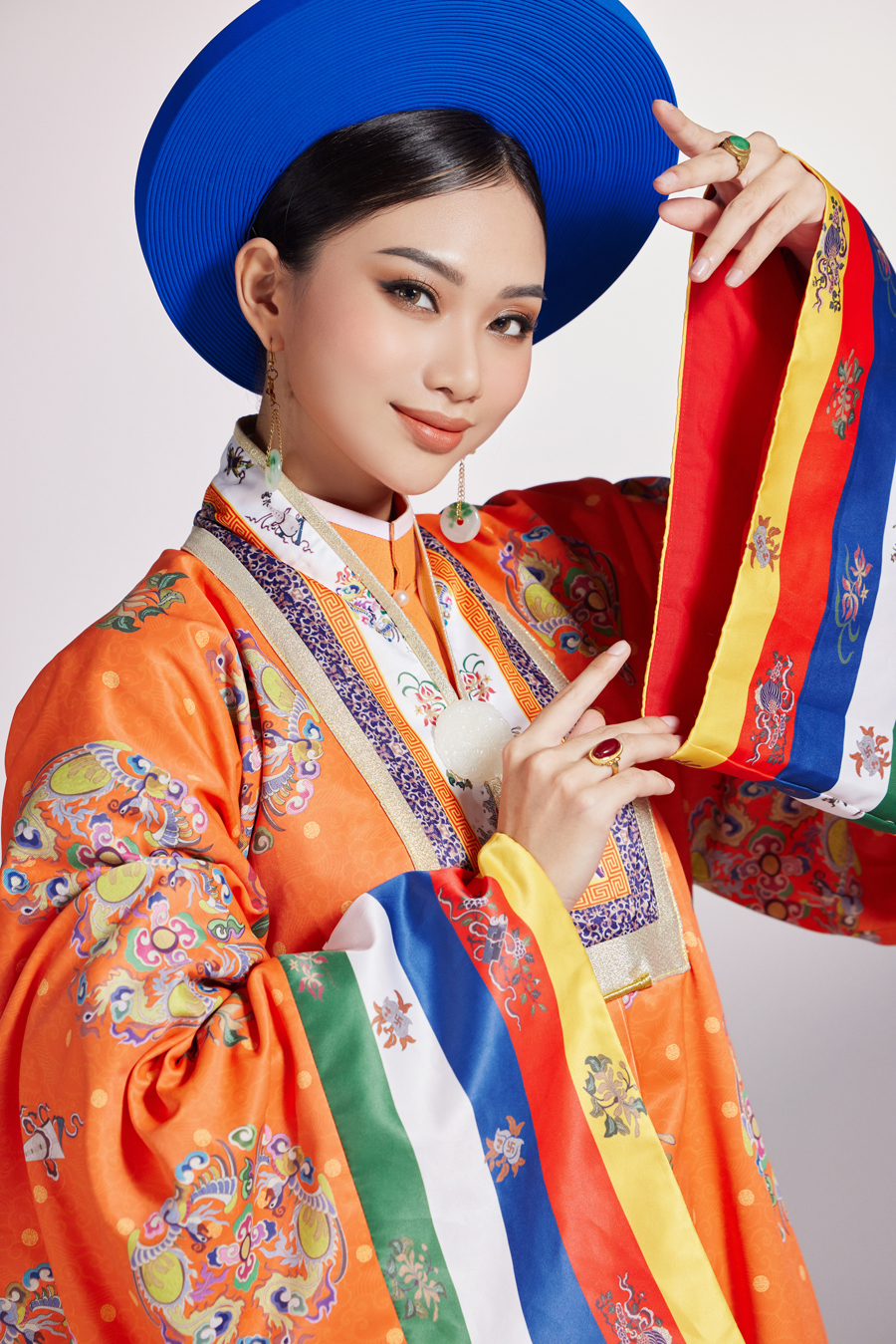 10 ứng viên cho vương miện Hoa hậu các Dân tộc Việt Nam-13