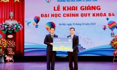 Bảo Việt trao học bổng 7 tỷ đồng cho sinh viên Đại học Kinh tế quốc dân-cover-img