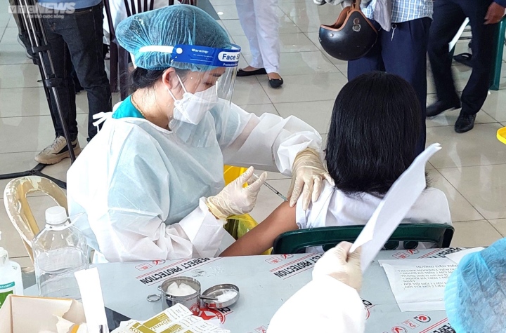 ‘Học sinh từ 5-12 tuổi không tiêm vaccine không được bán trú’: Đà Nẵng nói gì?-1