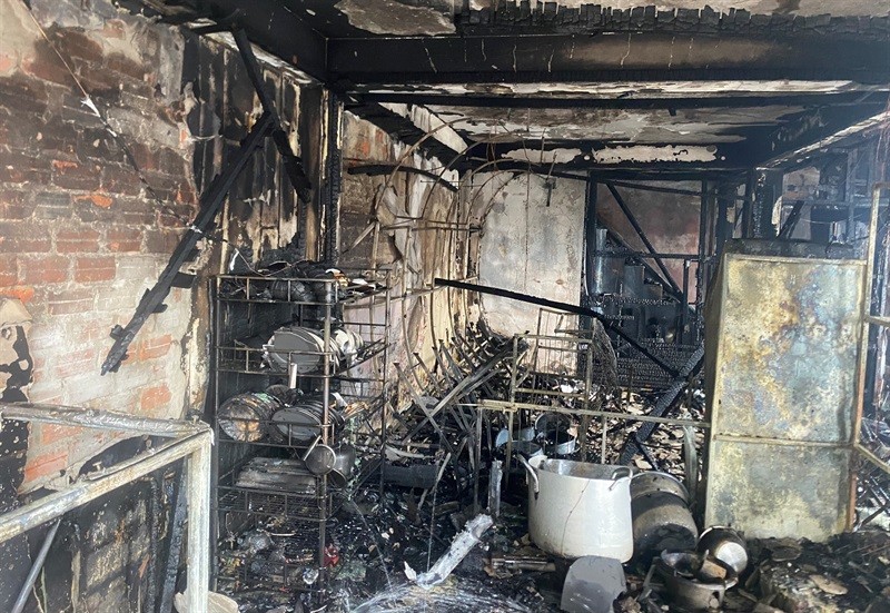 Đà Nẵng: Cháy lớn tại căn nhà 4 tầng, thiêu rụi nhiều tài sản-2