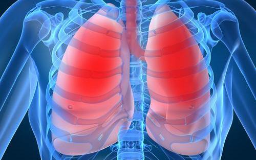 Gia tăng số lượng bệnh nhi nhập viện điều trị viêm phổi, viêm tai giữa-2
