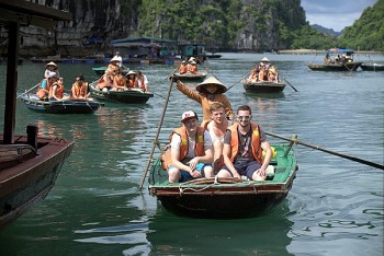 Trang du lịch Thrillist đánh giá Vịnh Lan Hạ là điểm đến đẹp nhất Việt Nam-3