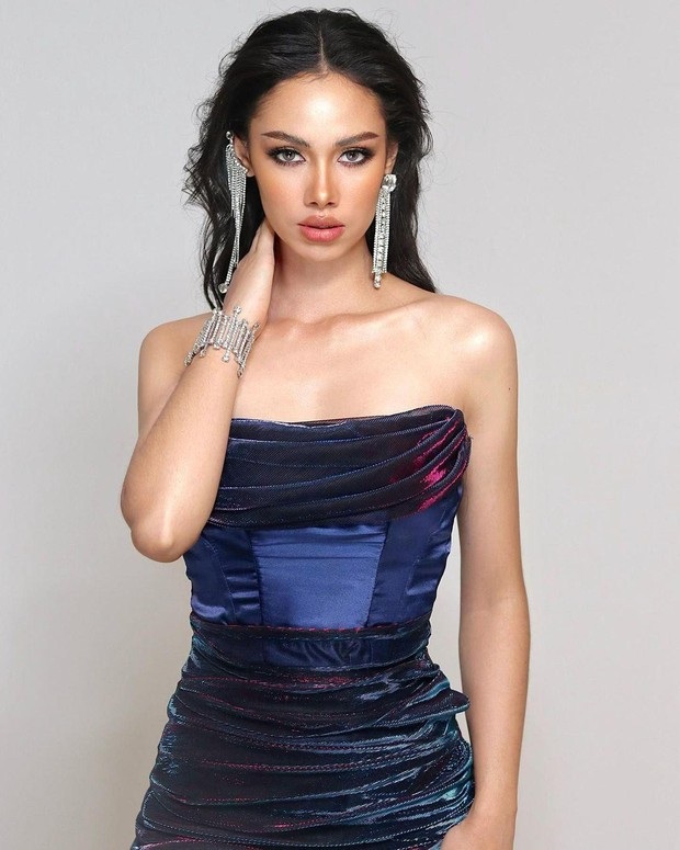 Vẻ đẹp lai Pháp cuốn hút của Hoa hậu Hoàn vũ Campuchia-11