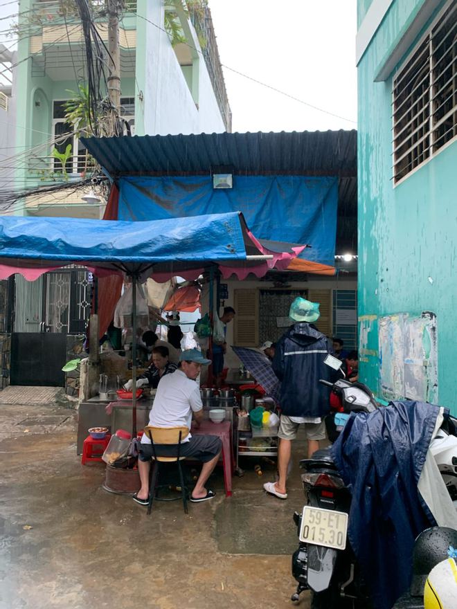 “Bún chửi” cô Huyền nổi tiếng một thời có còn giữ vững “phong độ” ngon như xưa khi đã qua thời hoàng kim?-8