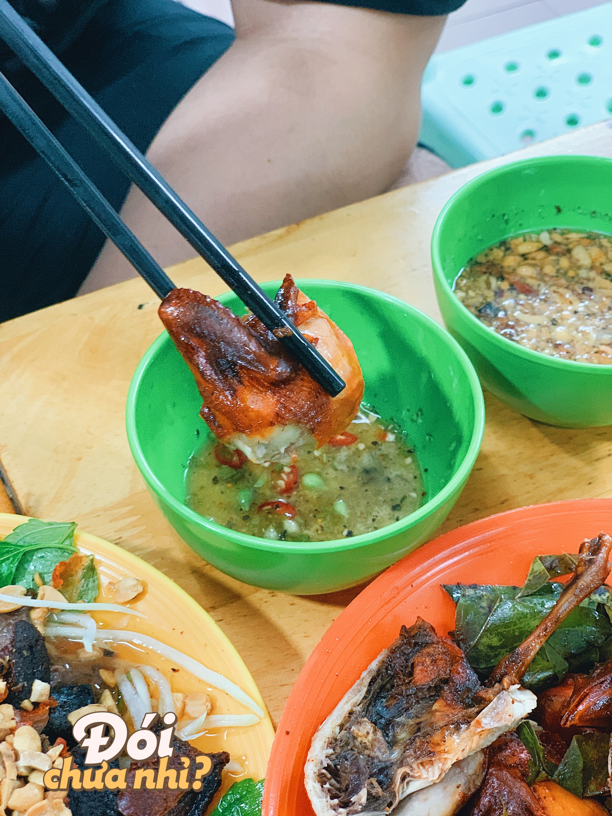 Đi ăn ở con phố ngắn nhất Hà Nội, thưởng thức đủ các món ăn vặt yêu thích của giới trẻ-8