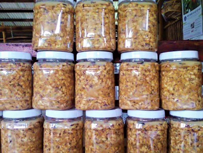 Món làm từ thứ vứt đi của tổ ong lại thành đặc sản Cà Mau, cực hiếm mới mua được, 230.000 đồng/hũ-3