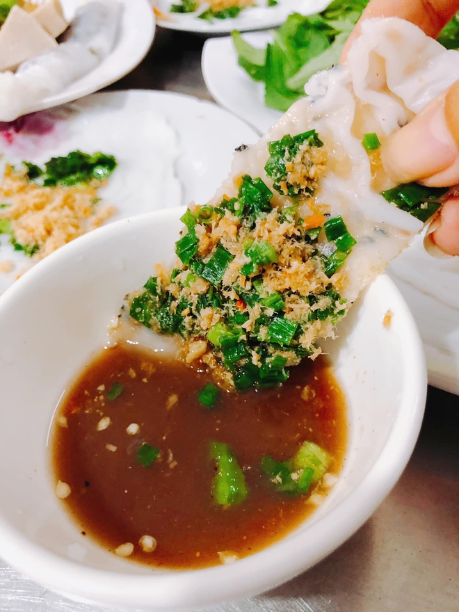 Bánh đập Nha Trang - món ăn đặc biệt của thành phố biển khiến nhiều du khách phải mê mẩn-14
