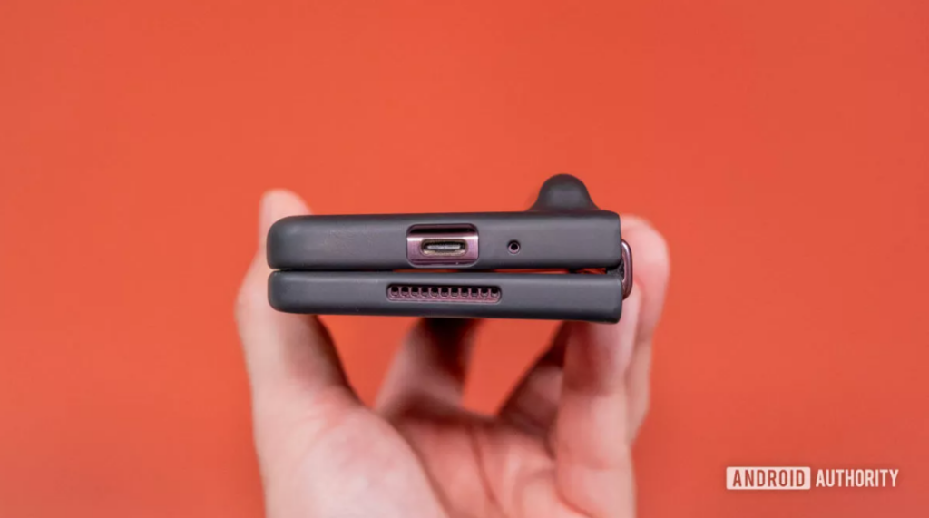 Bút S Pen sẽ tích hợp trên thân máy của Galaxy Z Fold 5?-3