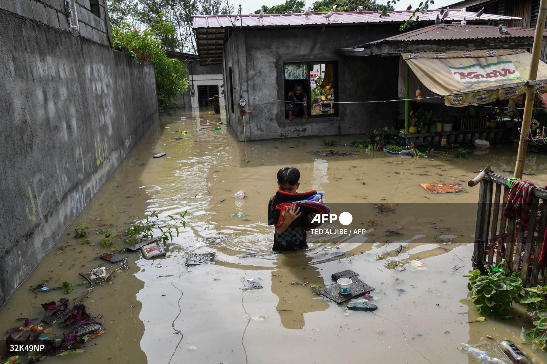 Philippines tan hoang sau khi siêu bão Noru tàn phá-cover-img