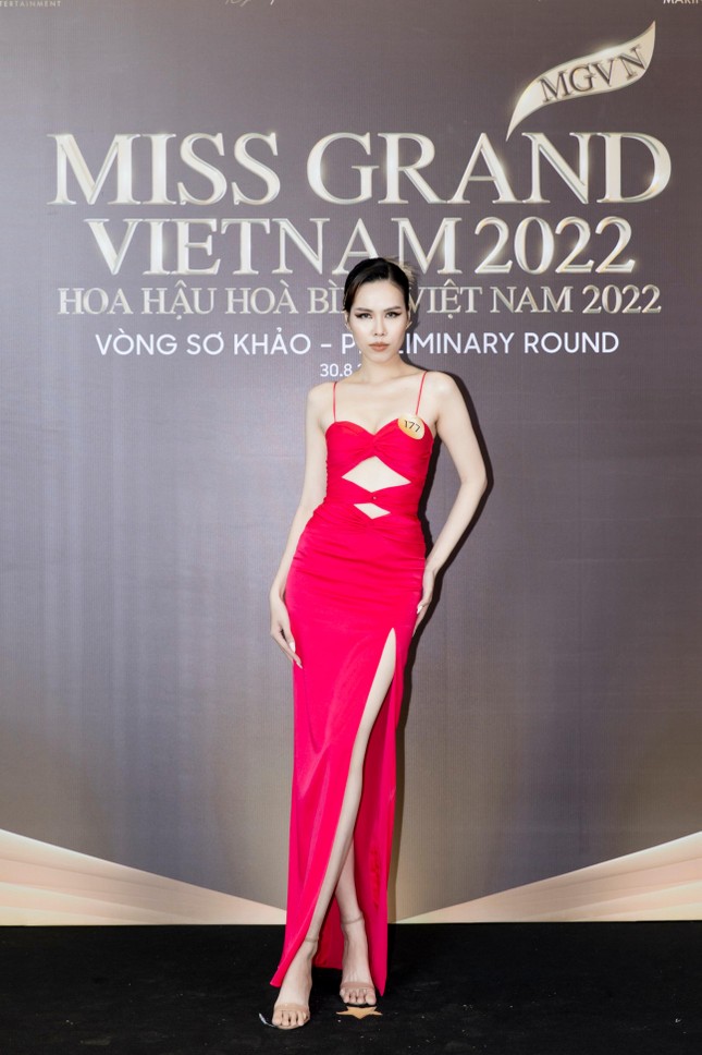 Dàn thí sinh quen mặt diện trang phục nóng bỏng tới tham dự sơ khảo Miss Grand Vietnam 2022-8