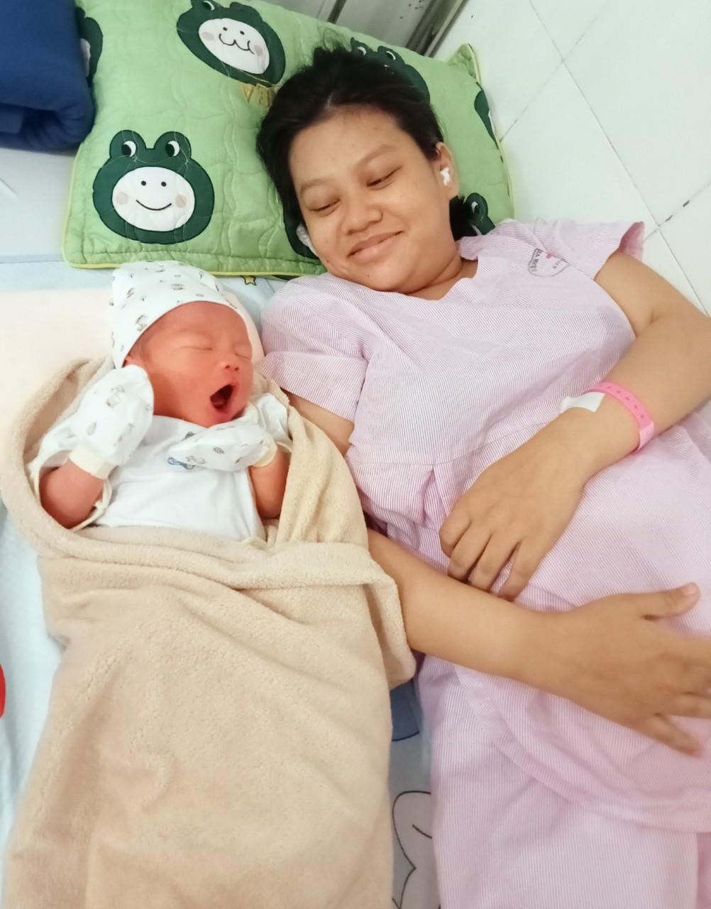 Bệnh viện Lê Văn Việt mổ thành công trường hợp hiếm gặp thai ở góc tử cung-1