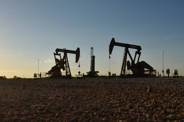 OPEC+ cắt giảm mạnh sản lượng dầu bất chấp áp lực từ Mỹ-1