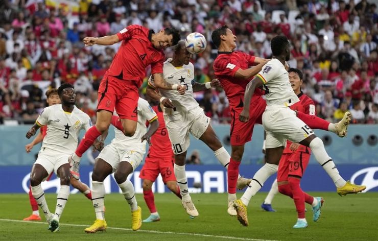 Luật mới khiến Hàn Quốc nhận bàn thua trước Ghana-2