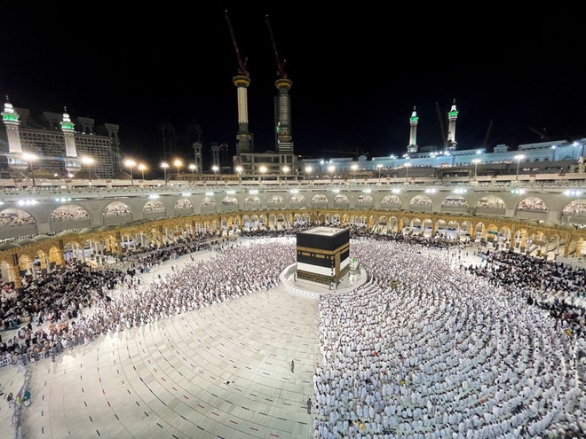 Người dân hào hứng khi Thánh địa Mecca trở lại-2