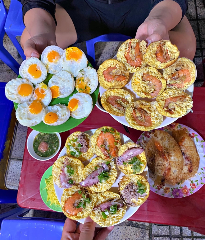4 quán bánh căn ở Nha Trang cứ ăn là “dính”, người dân địa phương cũng khen tấm tắc-20