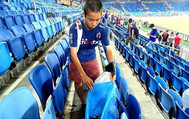 World Cup 2022: Hành động dọn rác của CĐV Nhật xuất phát từ tư duy giáo dục tích cực và trách nhiệm cao-2