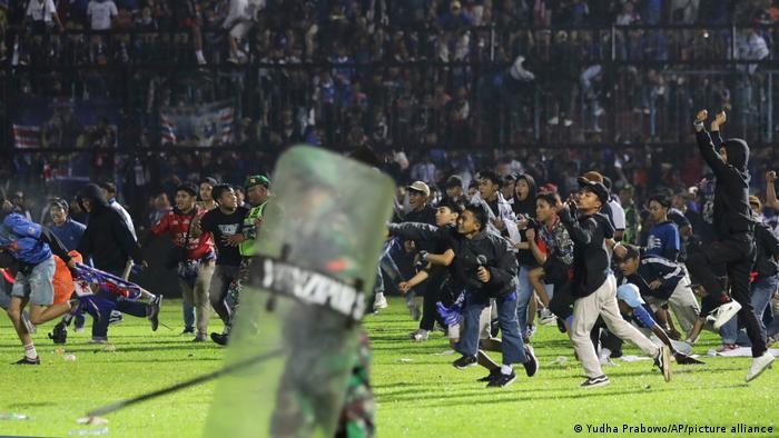'Thảm kịch 125 người chết ở Kanjuruhan là tai họa được báo trước của bóng đá Indonesia'-2