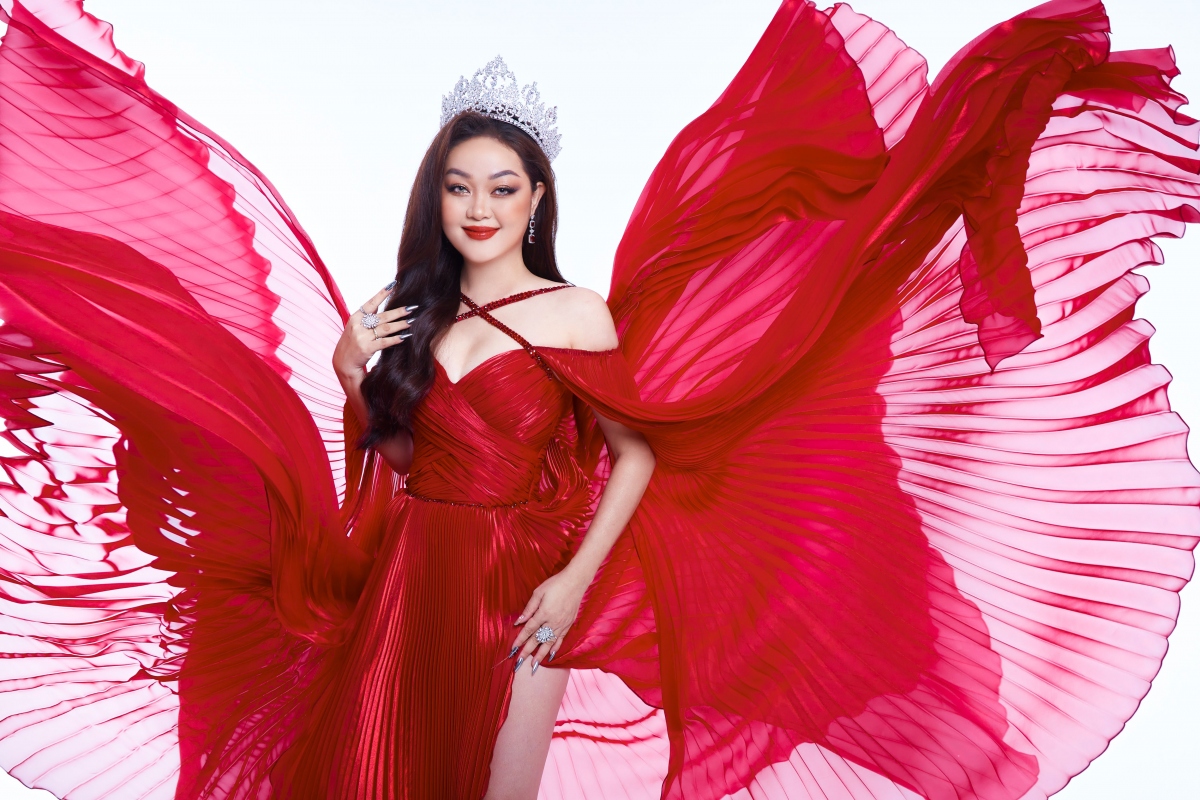 Hoa hậu Hoàng Thanh Nga làm giám khảo cuộc thi Hoa hậu quý bà Việt Nam 2022-1