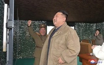 Tin thế giới 19-11: Ông Kim Jong Un dắt vợ con xem phóng tên lửa đạn đạo xuyên lục địa-img