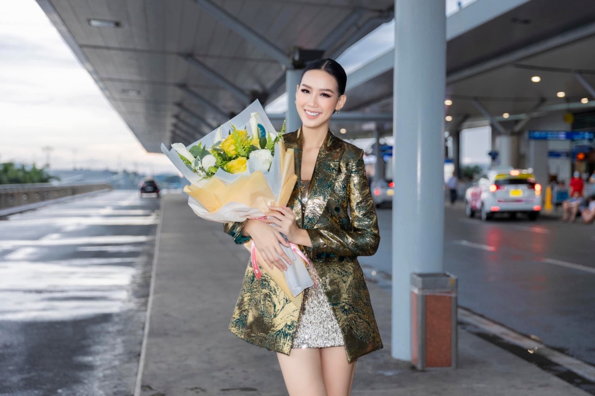Á hậu Bảo Ngọc lên đường sang Ai Cập dự thi Hoa hậu Liên lục địa 2022-1