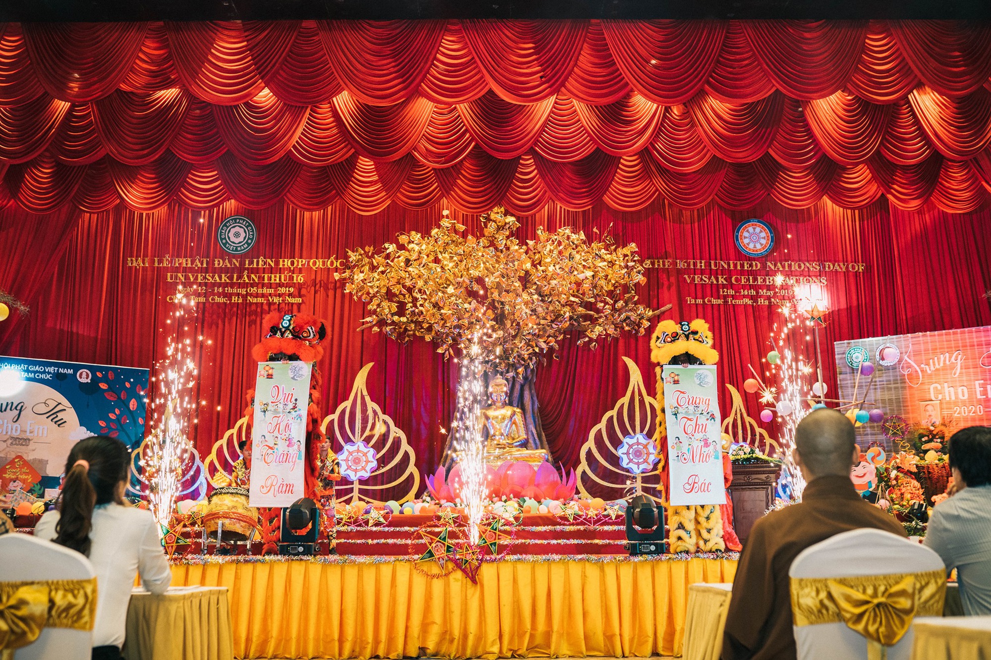 Tết trung Thu với nhiều trải nghiệm, trò chơi dân gian hút du khách tại chùa Tam Chúc-2