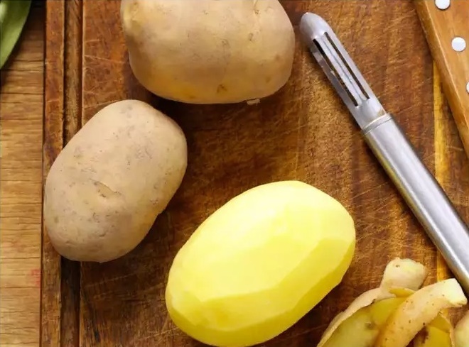 Không chỉ làm nhiều món ngon, đây là 8 công dụng thần kỳ của khoai tây không phải ai cũng biết-1