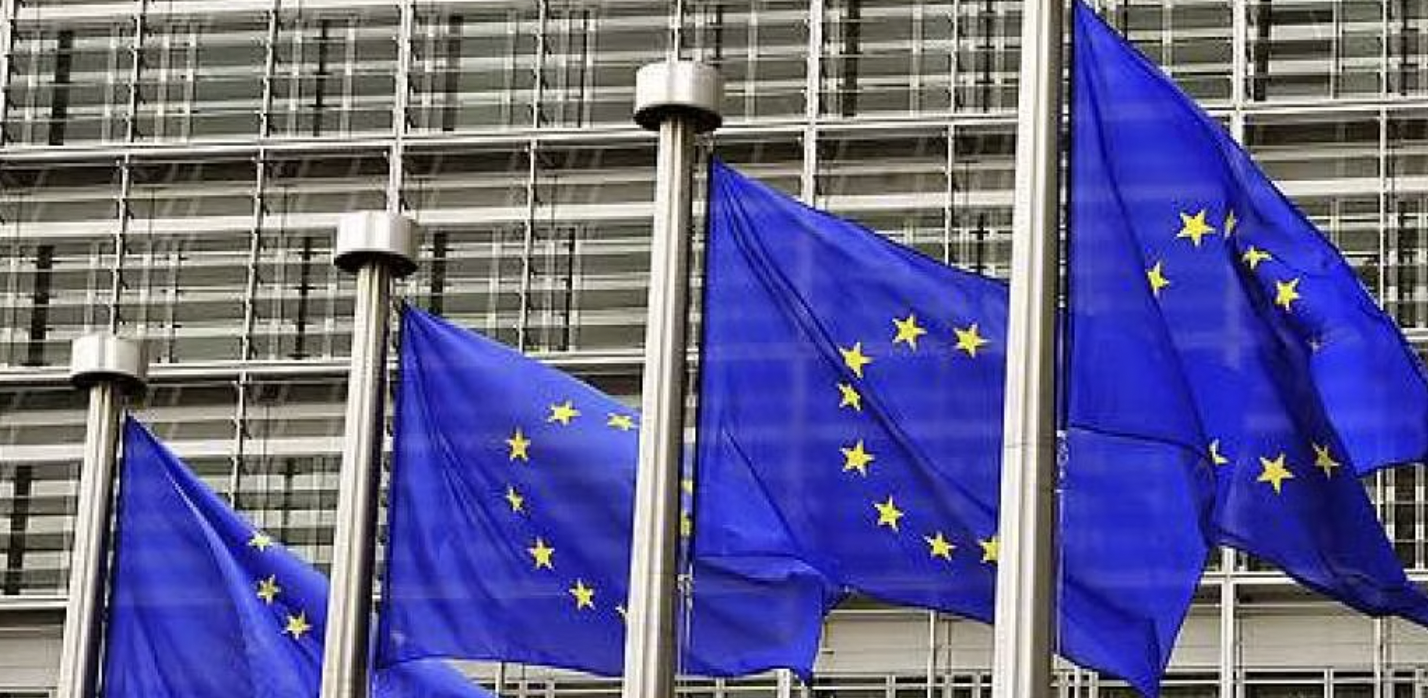 EU: Lạm phát cao kỷ lục, các nghiệp đoàn lên tiếng kêu gọi khẩn cấp, tránh thảm hoạ-1