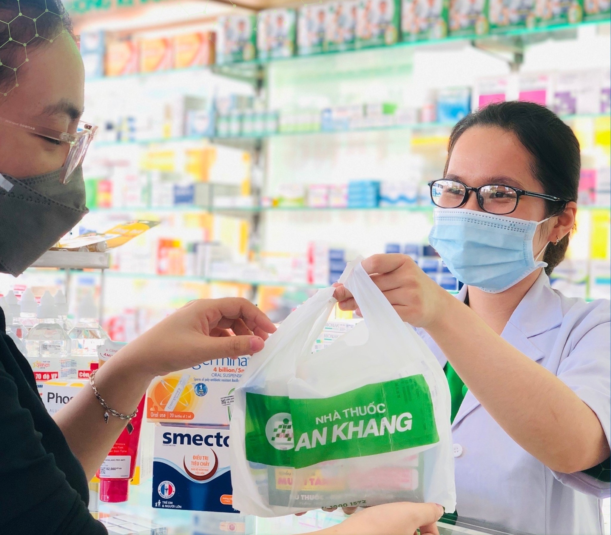 Nhà thuốc An Khang khám chữa miễn phí cho người hoàn cảnh khó khăn-1