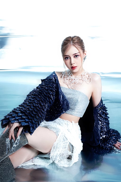 Liz Kim Cương chính thức comeback solo với ca khúc #CBCD-2
