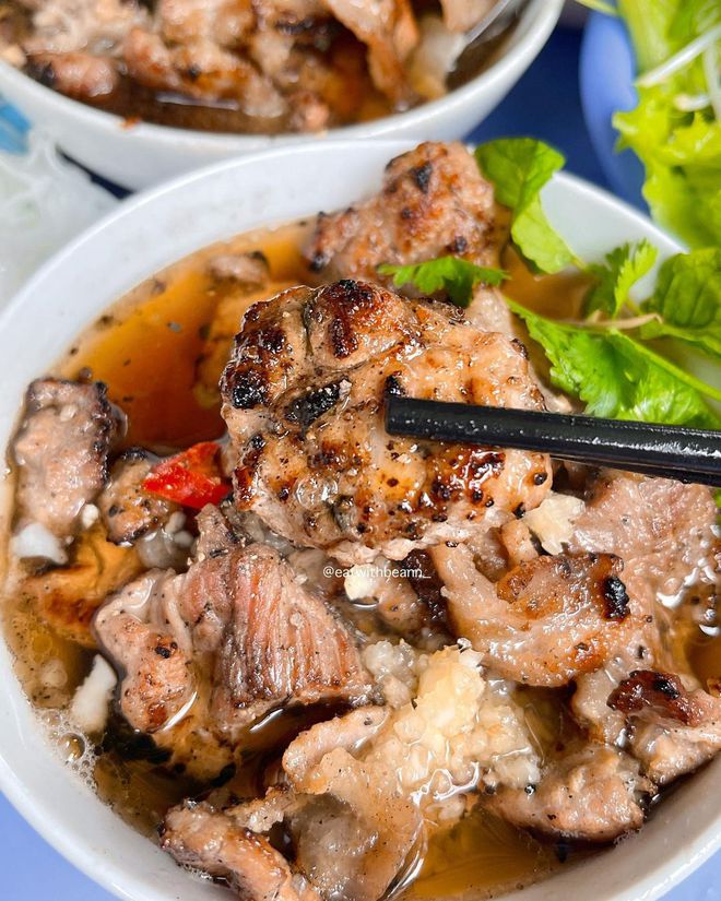 Việt Nam có 8 món ăn được báo nước ngoài khen ngợi: Toàn đặc sản đến khách Tây phải “nghiện”-14