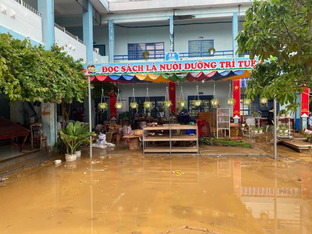 Đà Nẵng: 2 học sinh quận Liên Chiểu thiệt mạng do bị lũ cuốn trôi-1