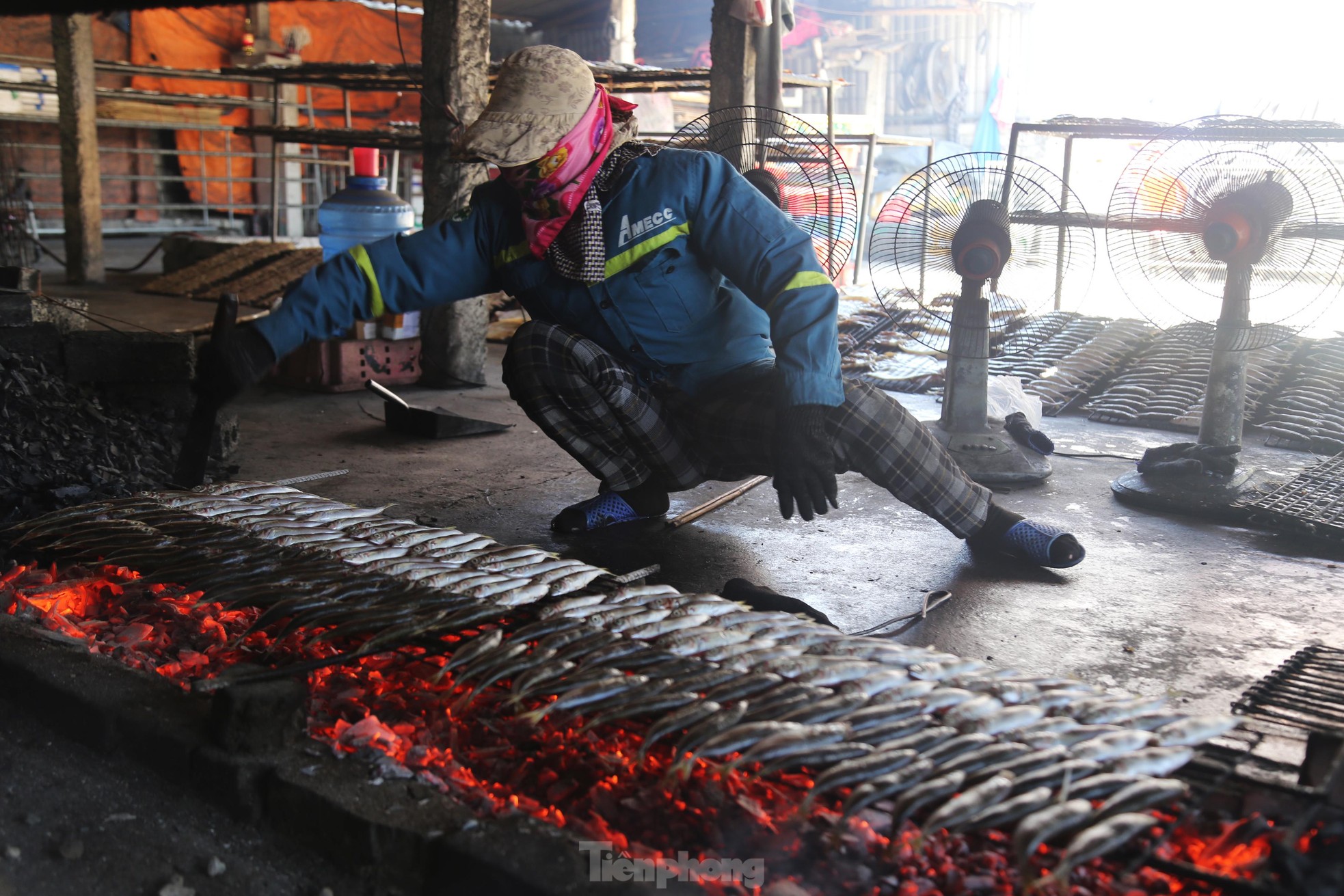 Nghệ An: Làng cá đỏ lửa dậy mùi thơm phục vụ du khách-4