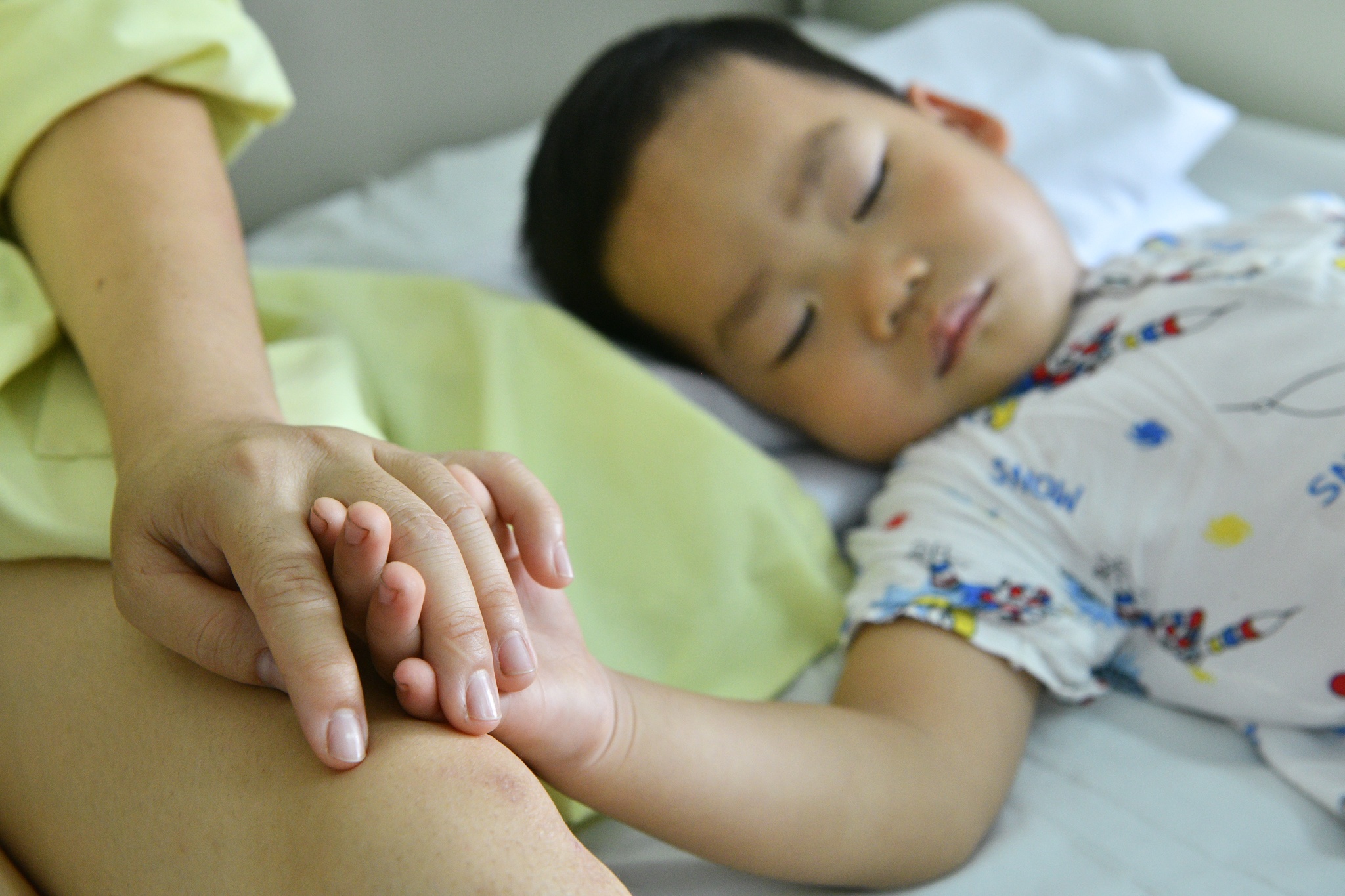 Nhiều người tại Hà Nội phải nằm viện do mắc cúm mùa-5