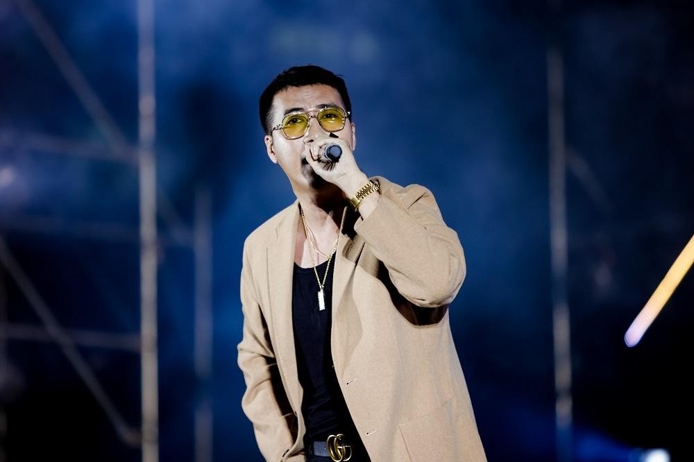 Miu Lê, Karik, OnlyC, Hieuthuhai 'bung xõa' cùng hơn 40.000 sinh viên tại concert 'MTV School Fest'-9