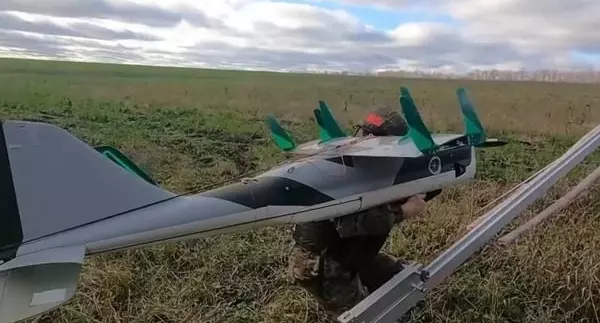 Nga đưa UAV "sát thủ vô hình" thách thức Ukraine trên chiến trường-cover-img