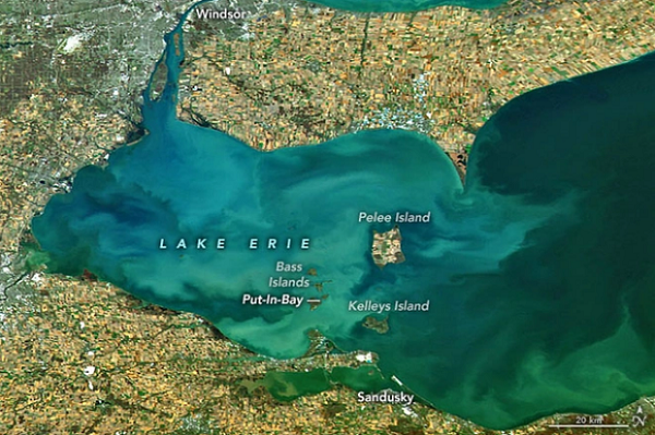 Kỳ bí hồ nước đáng sợ hơn Bermuda: 2.500 con tàu mất hút-1