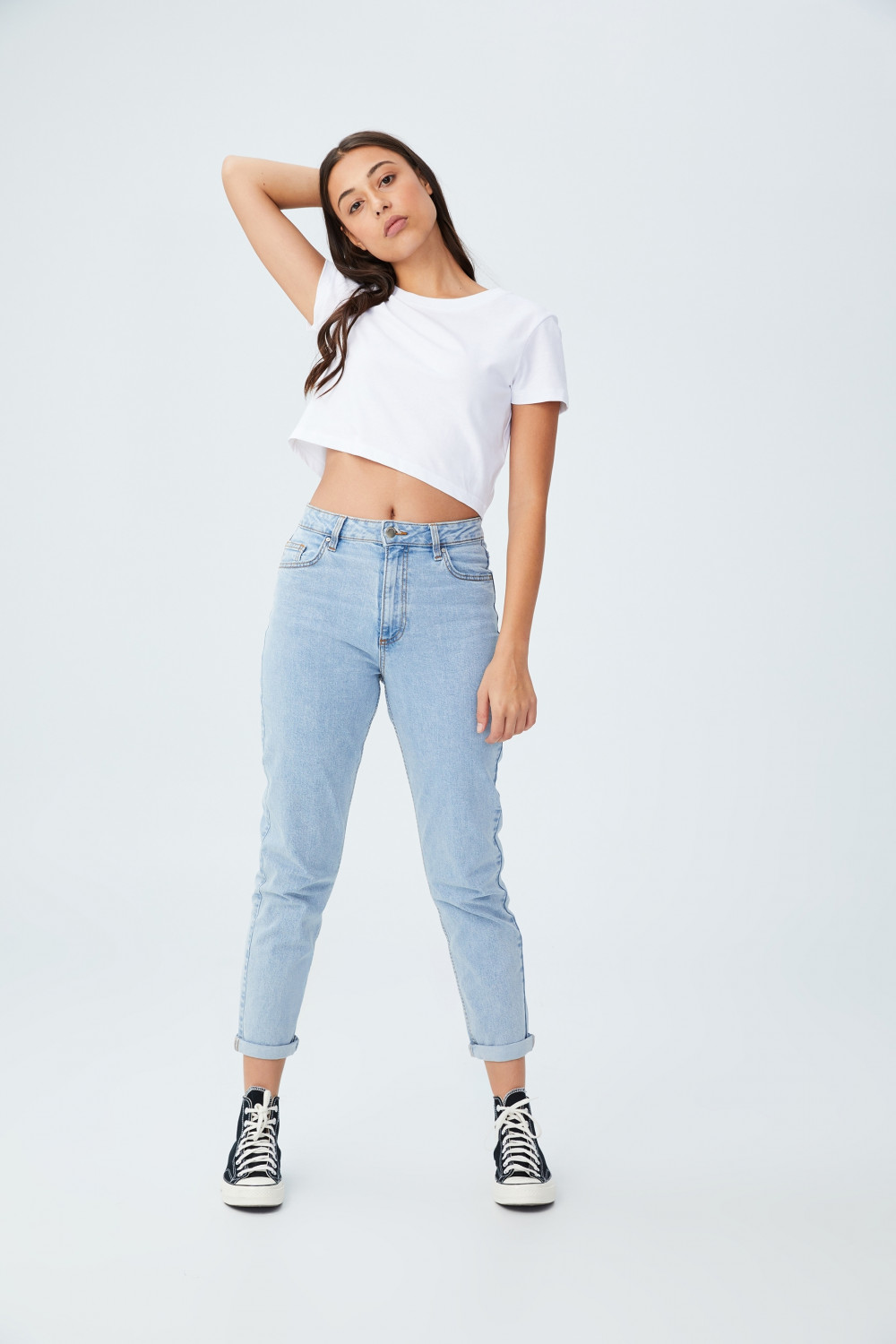 Muôn kiểu quần jeans được các siêu mẫu quốc tế sắm về tủ đồ-5