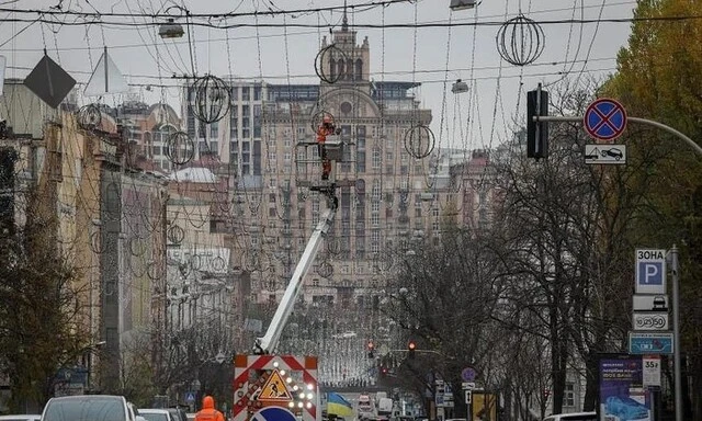Thiếu điện trầm trọng, Kiev vẫn sẽ dựng cây thông mừng Giáng sinh và năm mới-cover-img