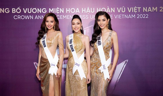 Vương miện 'Vinawoman' cho Hoa hậu Hoàn vũ Việt Nam 2022 đính hơn 2.000 viên kim cương-3