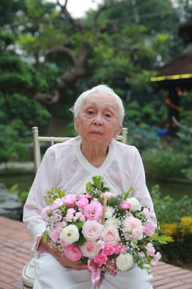 Mẹ danh cầm Đặng Thái Sơn, nghệ sỹ Thái Thị Liên qua đời-2