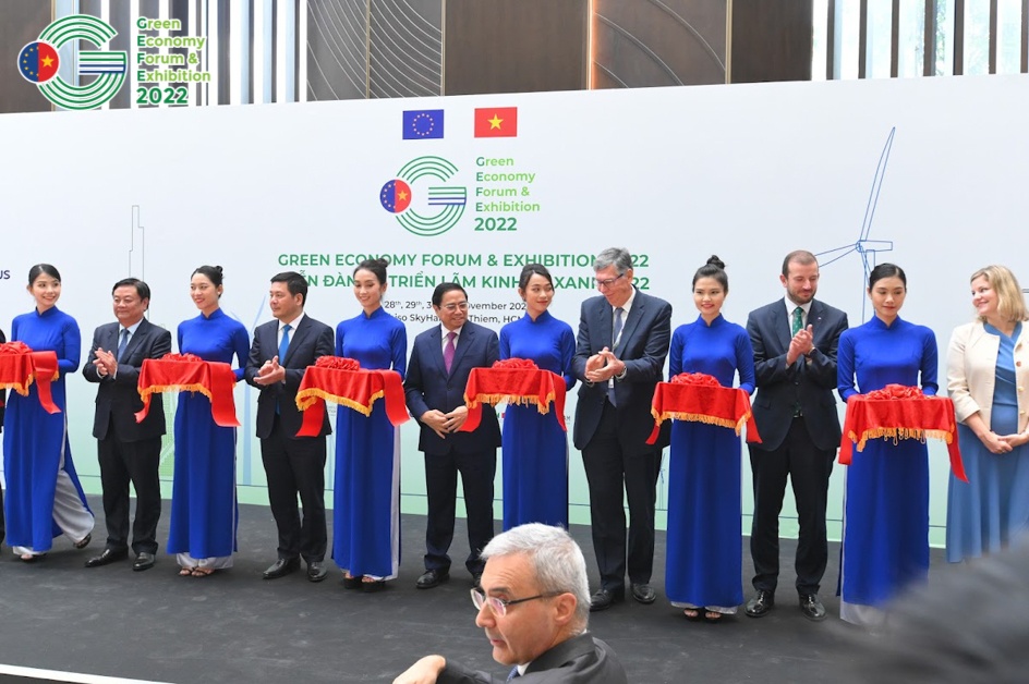 Cao ủy EU: Việt Nam có tiềm năng to lớn về kinh tế xanh-4